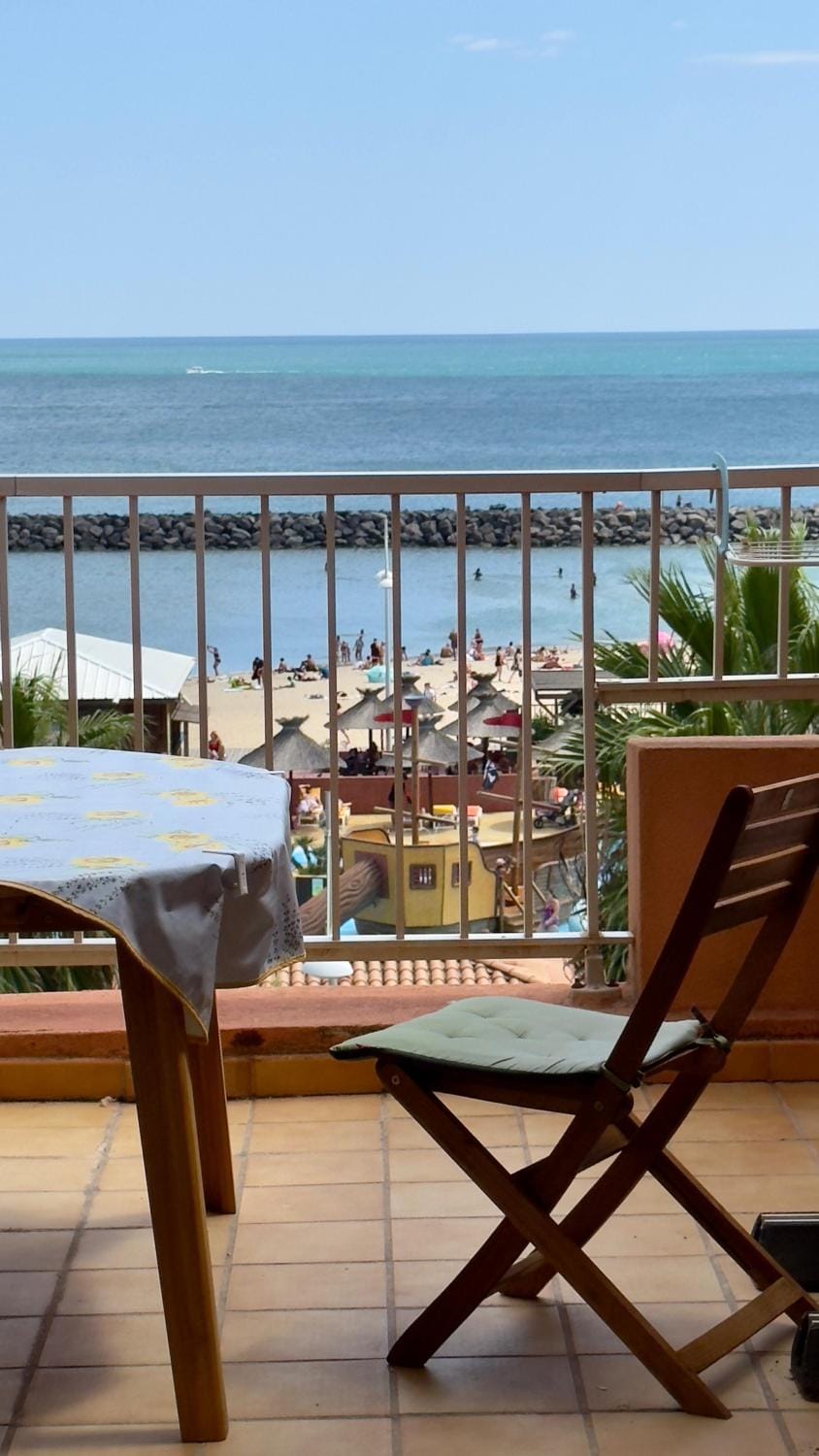 Appartement front de Mer Le Môle Apartment in Agde