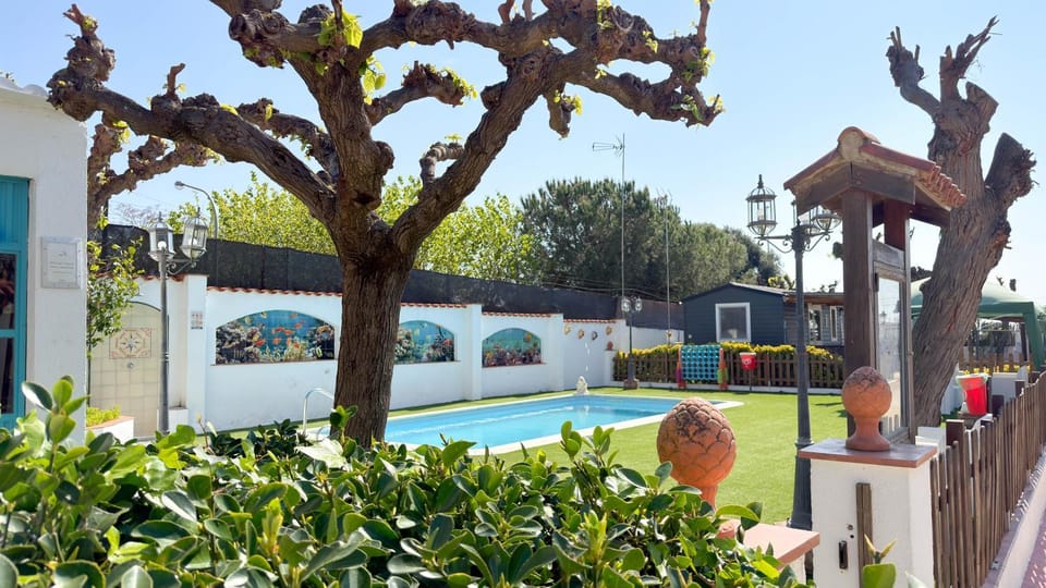Camping Costa Dorada Tienda Senda Campground/ 
RV Resort in Maresme