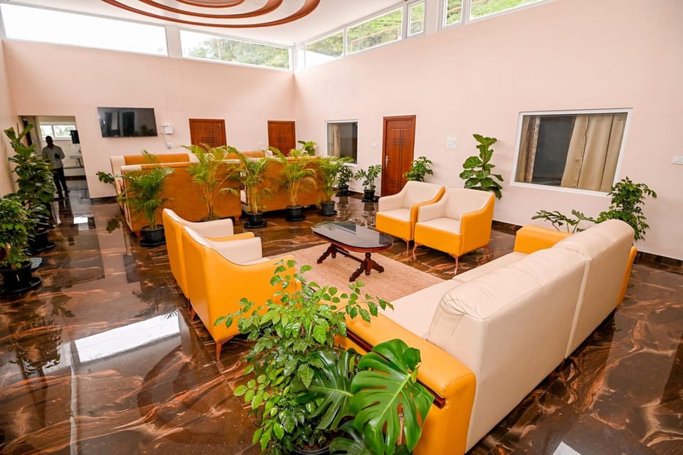 TV and multimedia, Living room, Seating area, Evening entertainment