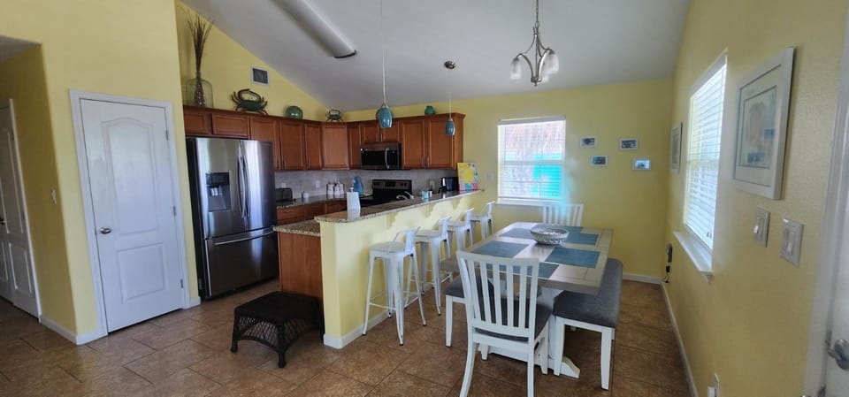 Tipsy Turtle - relax, unwind, you're on turtle time House in Port Aransas