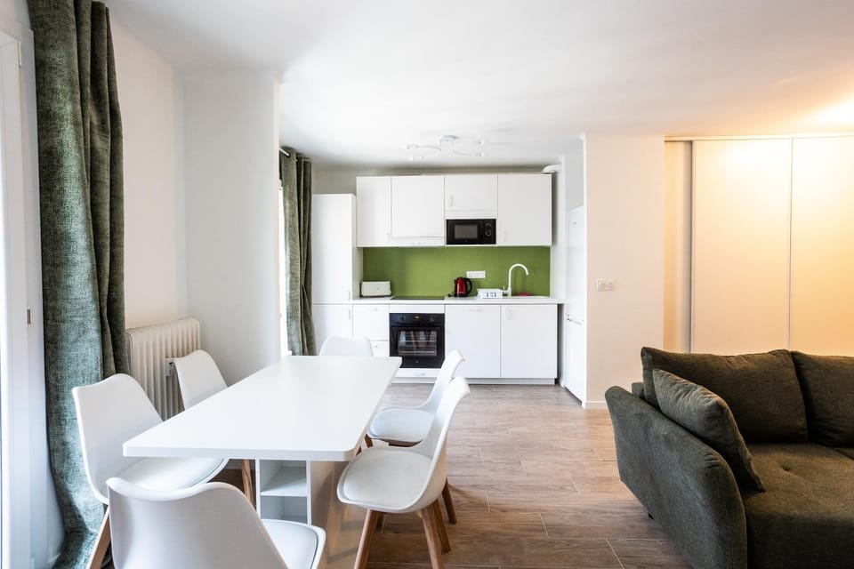 Appart 3 chambres - Les Lys Apartment in Antibes