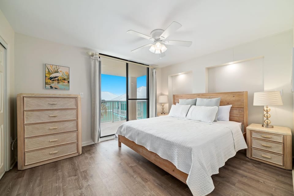 Compass Point 309 House in West Beach