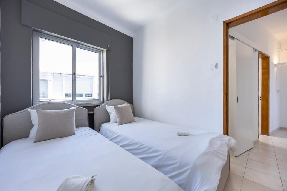 Incredible view - T2 Ribeirinha Apartment in Portimao