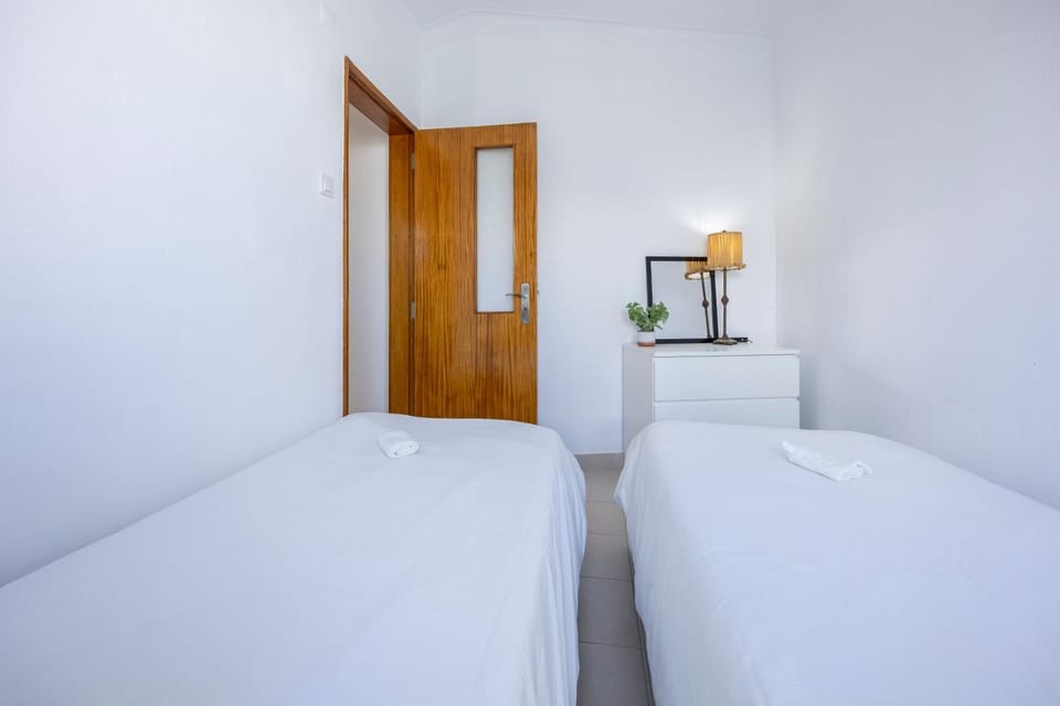 Incredible view - T2 Ribeirinha Apartment in Portimao