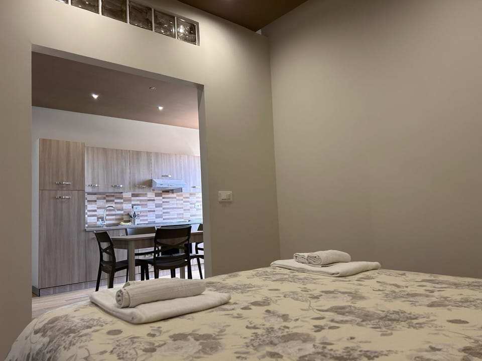 Dining area, Bedroom