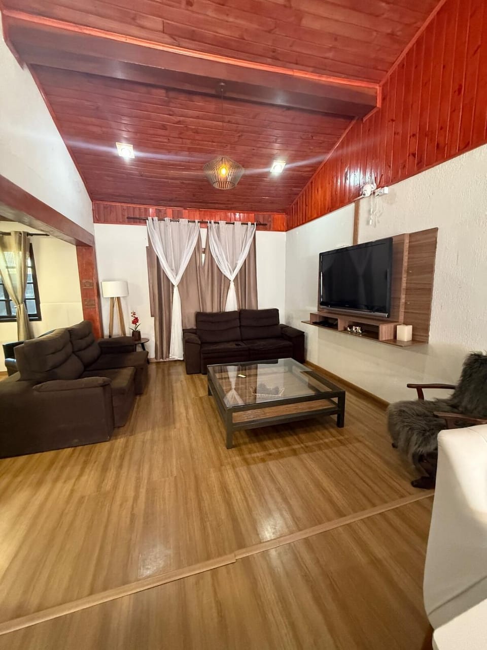 Casa Marrom dos Mellos, Campos do Jordão House in State of São Paulo
