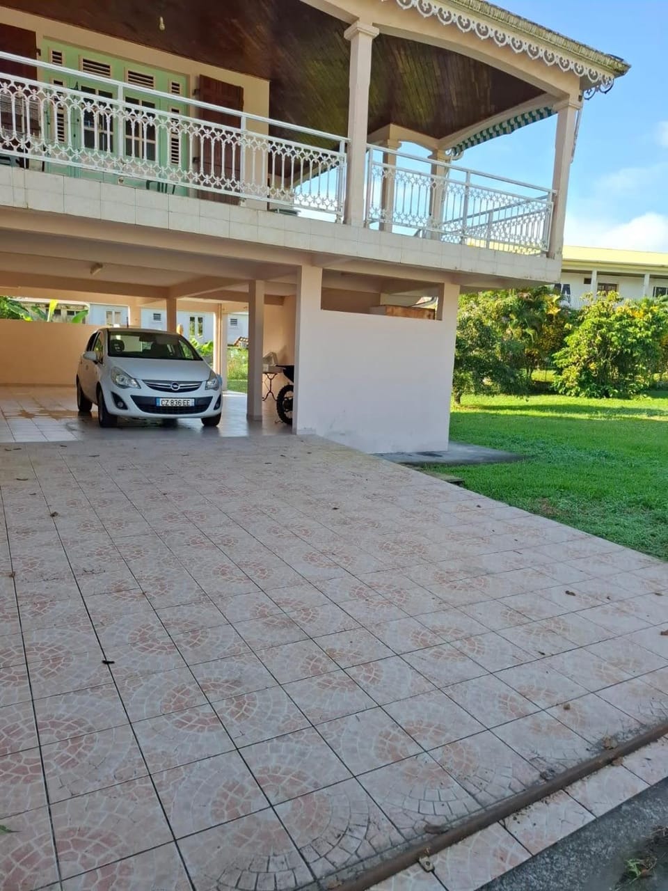 Property building, Parking