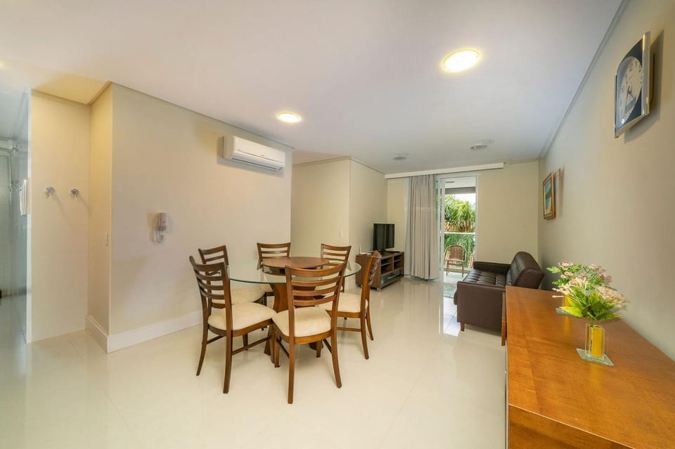 Bird's eye view, Dining area