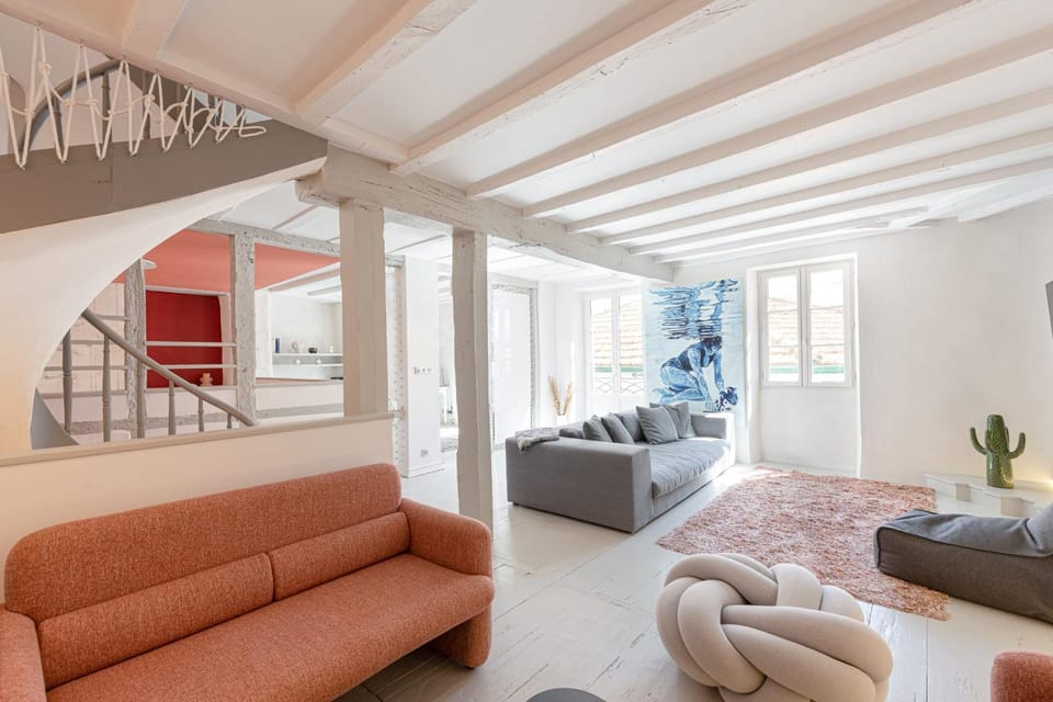 CLOS MARITXU - KEYWEEK Architect-designed house in Biarritz with parking House in Biarritz