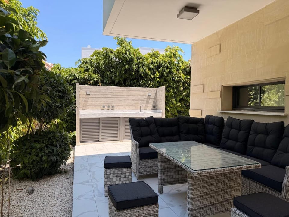 Villa "Imperial 2" with pool - 3 bedroom near mall Villa in Paphos