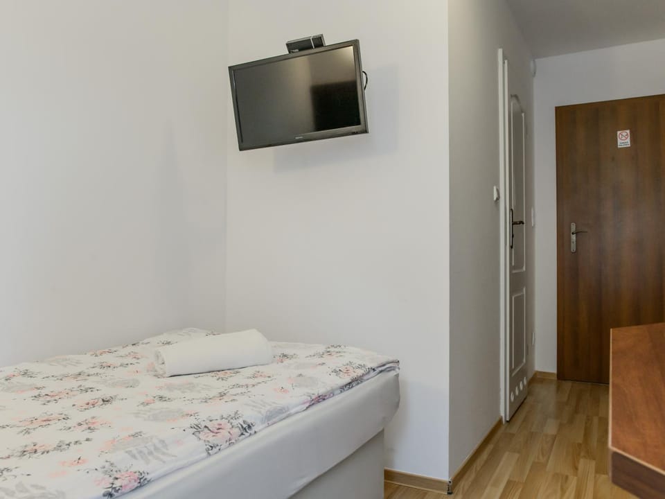 Pensjonat Columbus Bed and Breakfast in Lower Silesian Voivodeship