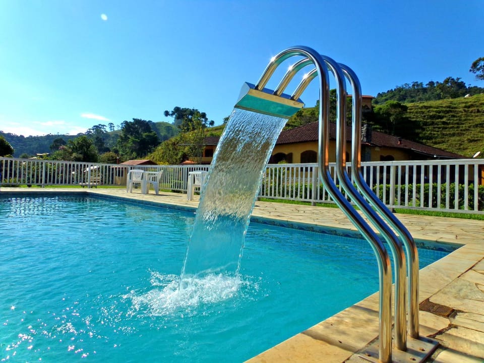 Pousada Canário Da Terra Inn in Visconde de Mauá