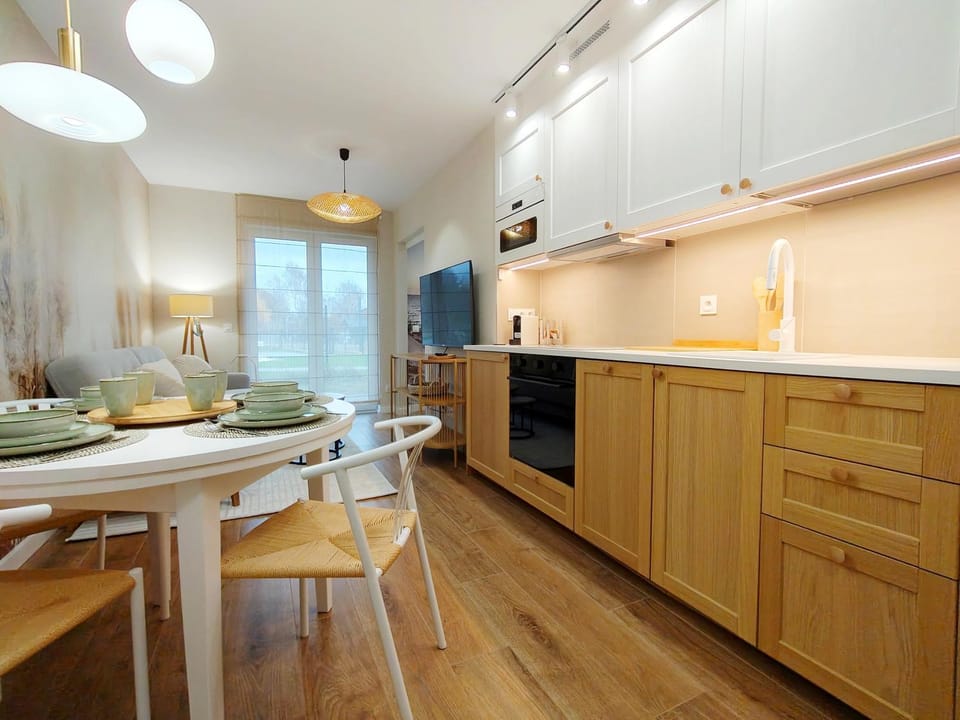 Kitchen or kitchenette, stove