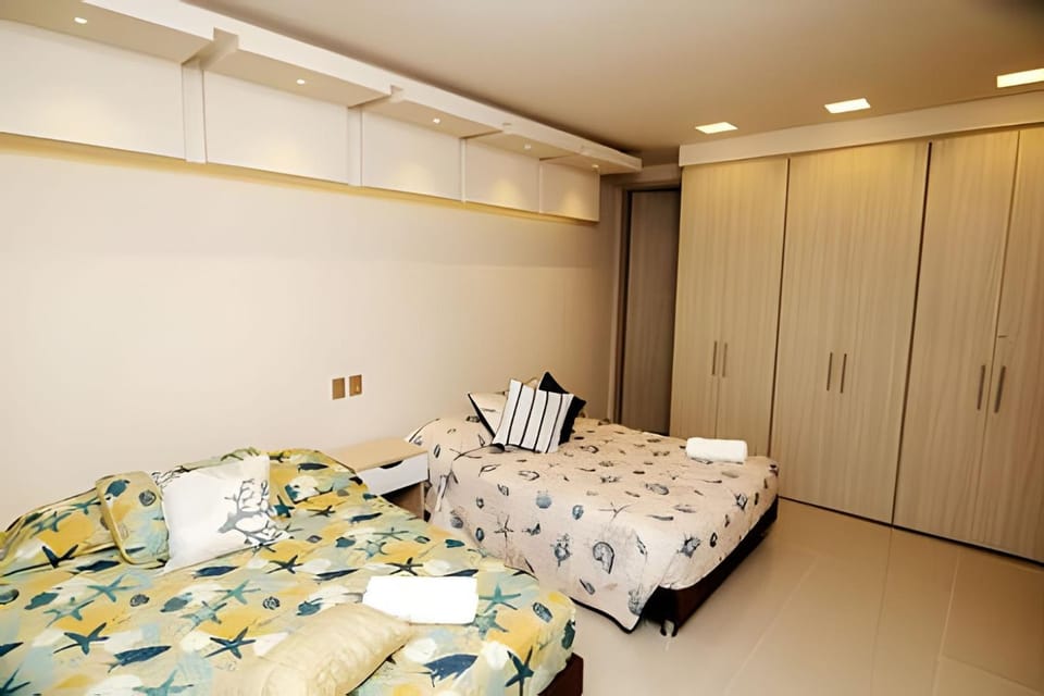 Beachfront Bocagrande Stay | Breathtaking Sunsets Apartment in Cartagena