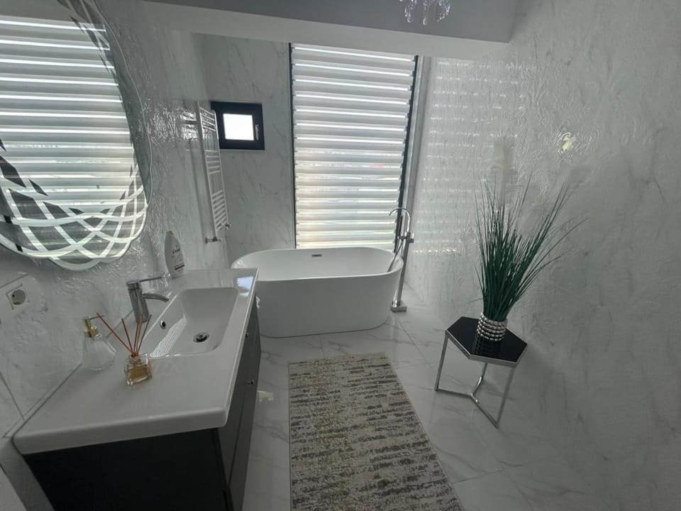 Sunrise Apartament Apartment in Constanța County