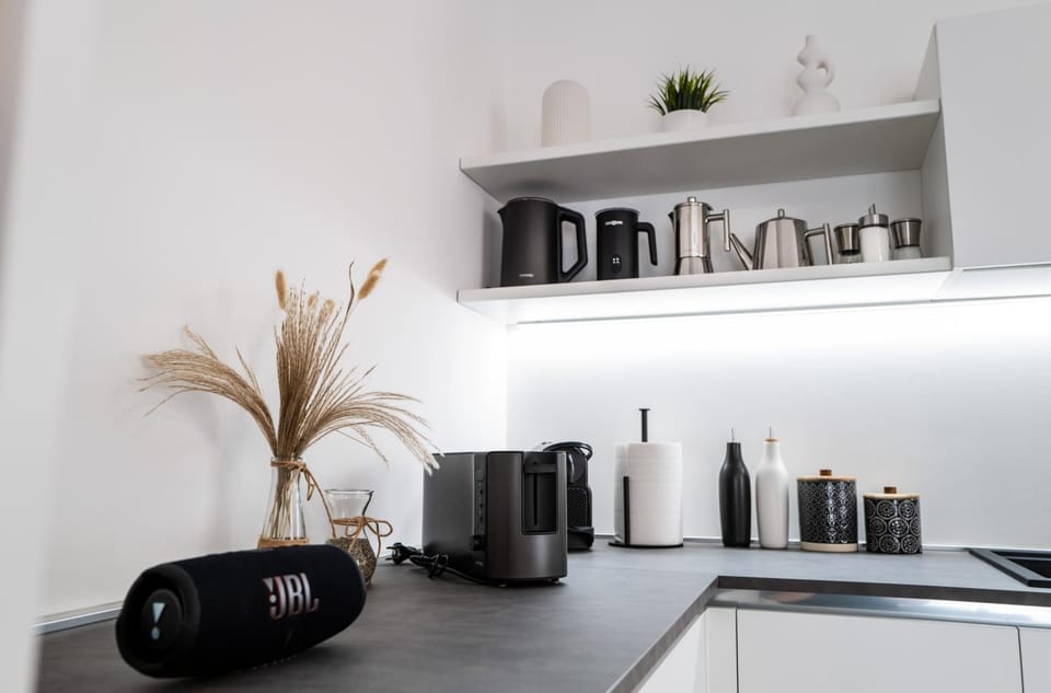 Coffee/tea facilities, Kitchen or kitchenette, Breakfast, minibar, toaster
