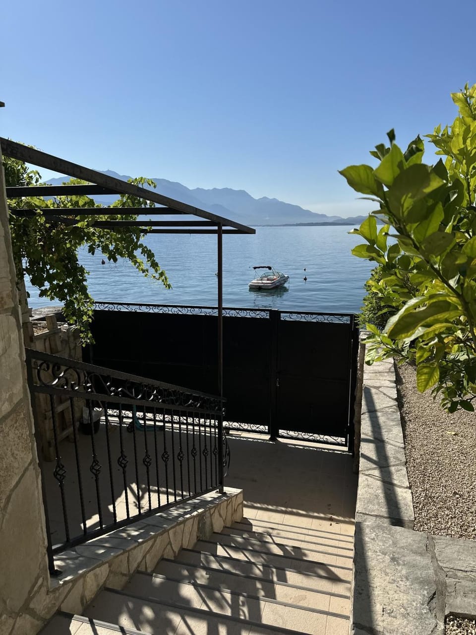 View (from property/room), Balcony/Terrace, Sea view