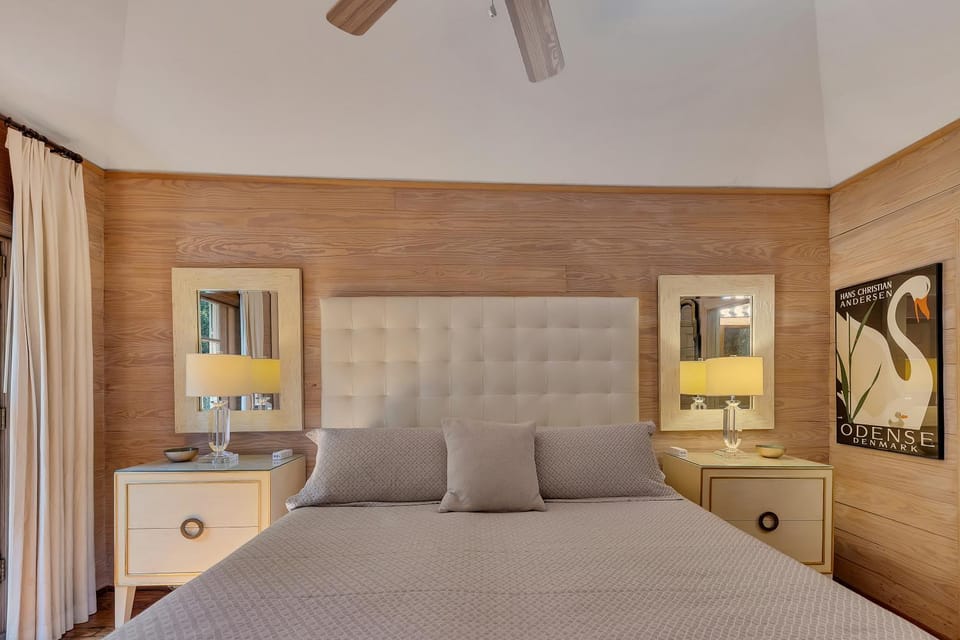 Private Garden Guest House w Parking Bed and Breakfast in Buckhead