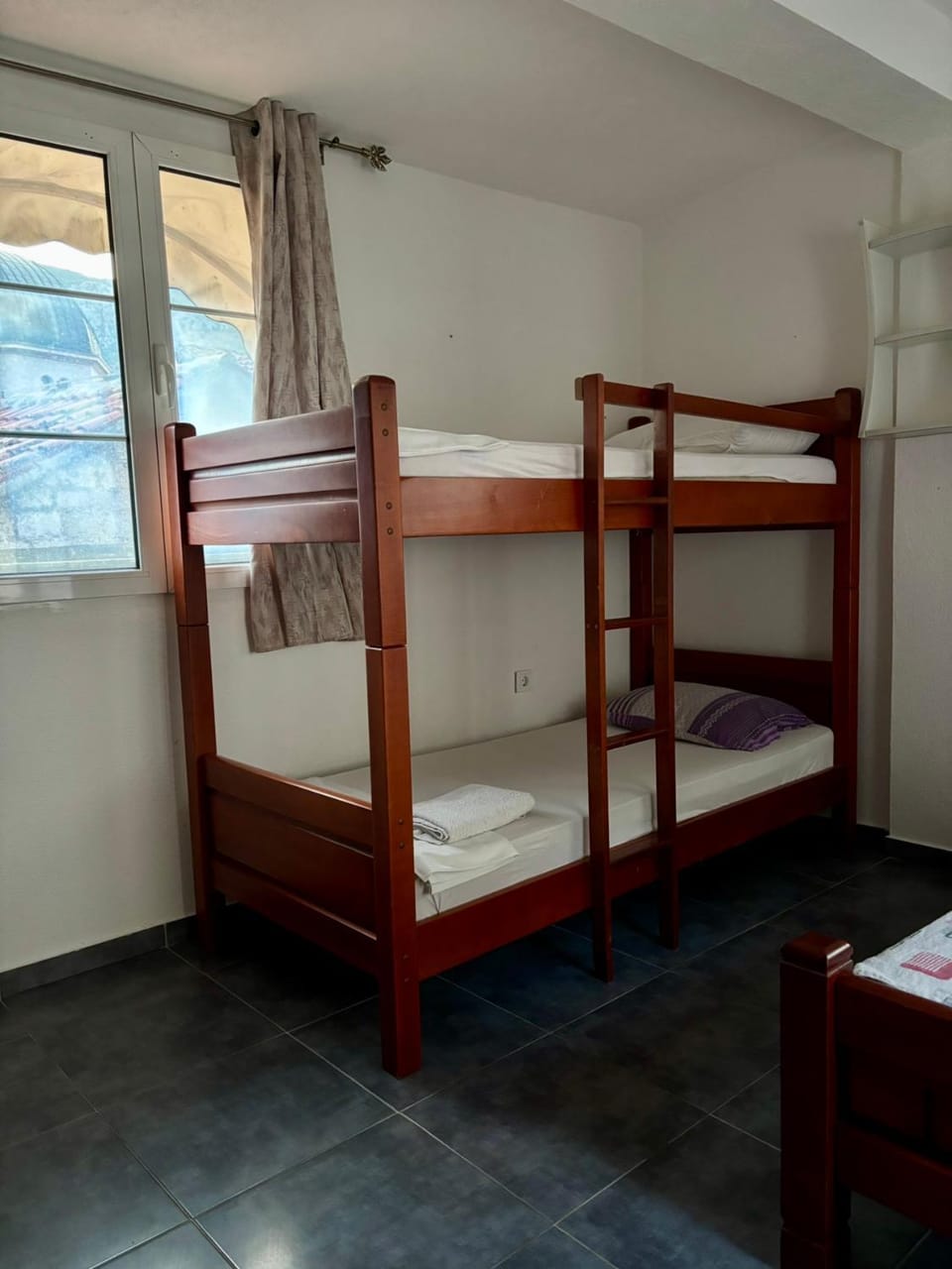 Bed, bunk bed