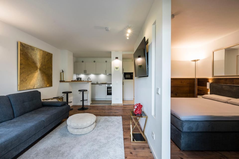 Bed, TV and multimedia, Living room, Photo of the whole room, Bedroom