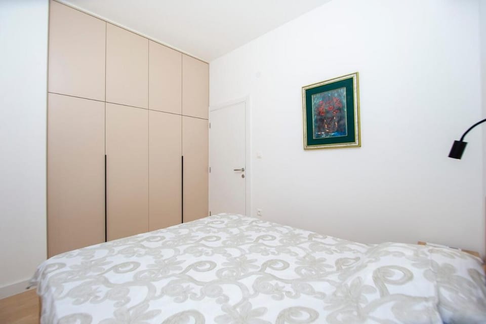 Adriatic calm Terrace & Parking Apartment in Budva Municipality