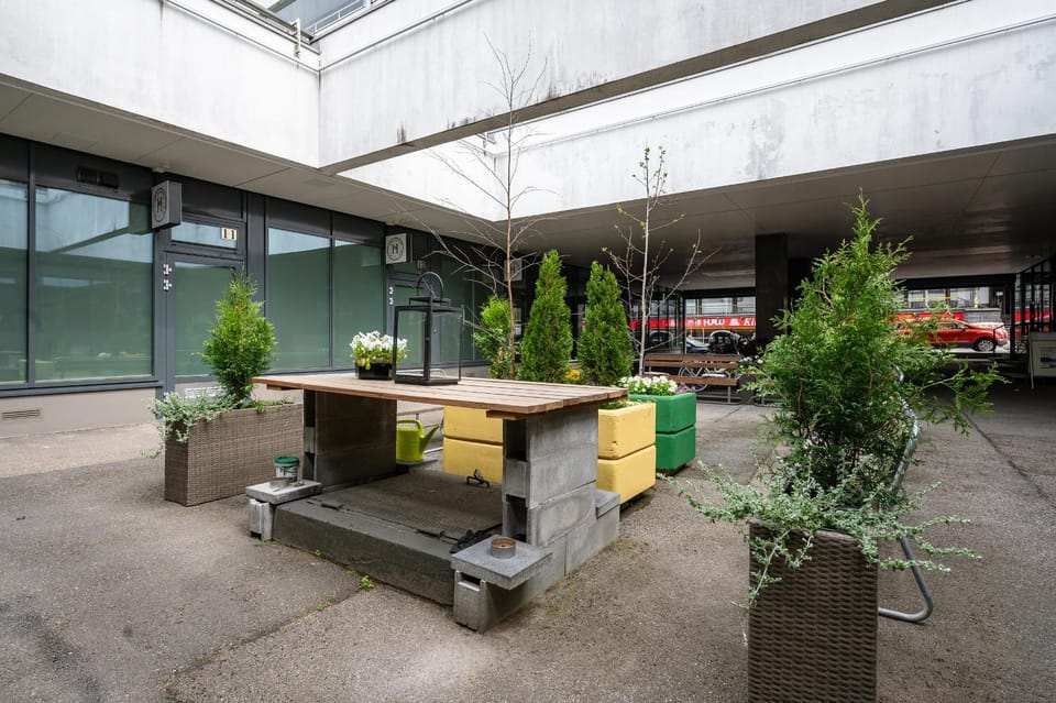 Property building, Off site, Day, Garden, Seating area