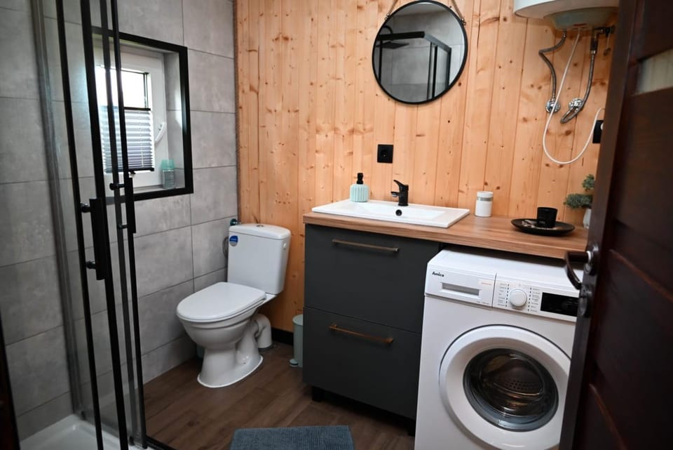 Shower, Toilet, washing machine
