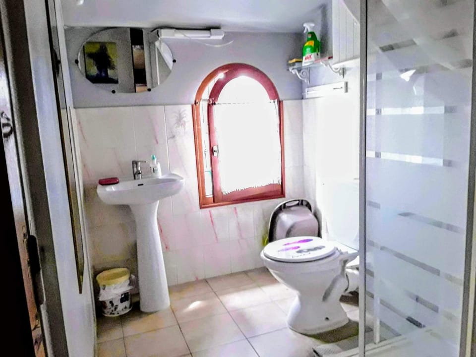 Vacances Méditerranée T2 dans aile de villa House in La Londe-les-Maures
