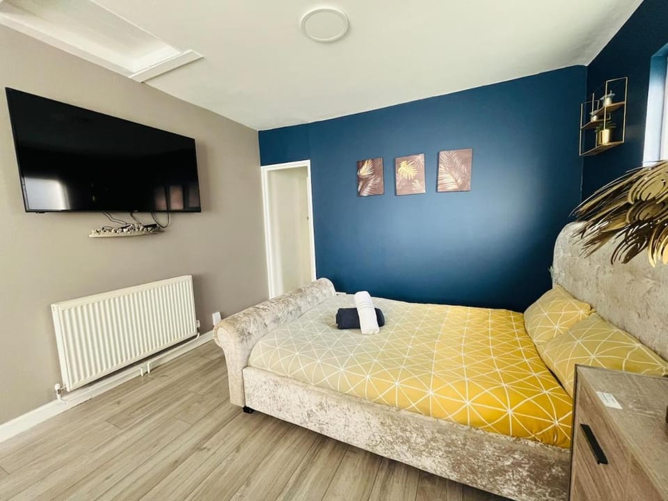 The Palm Studio Apartment in Cardiff