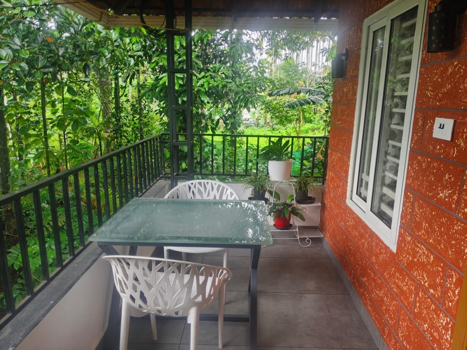 Balcony/Terrace, Garden view