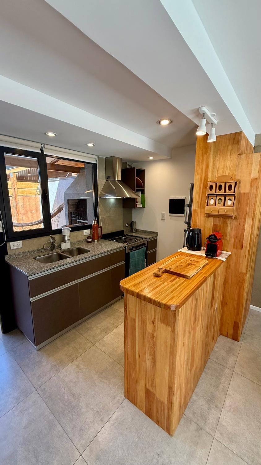 Kitchen or kitchenette, Breakfast