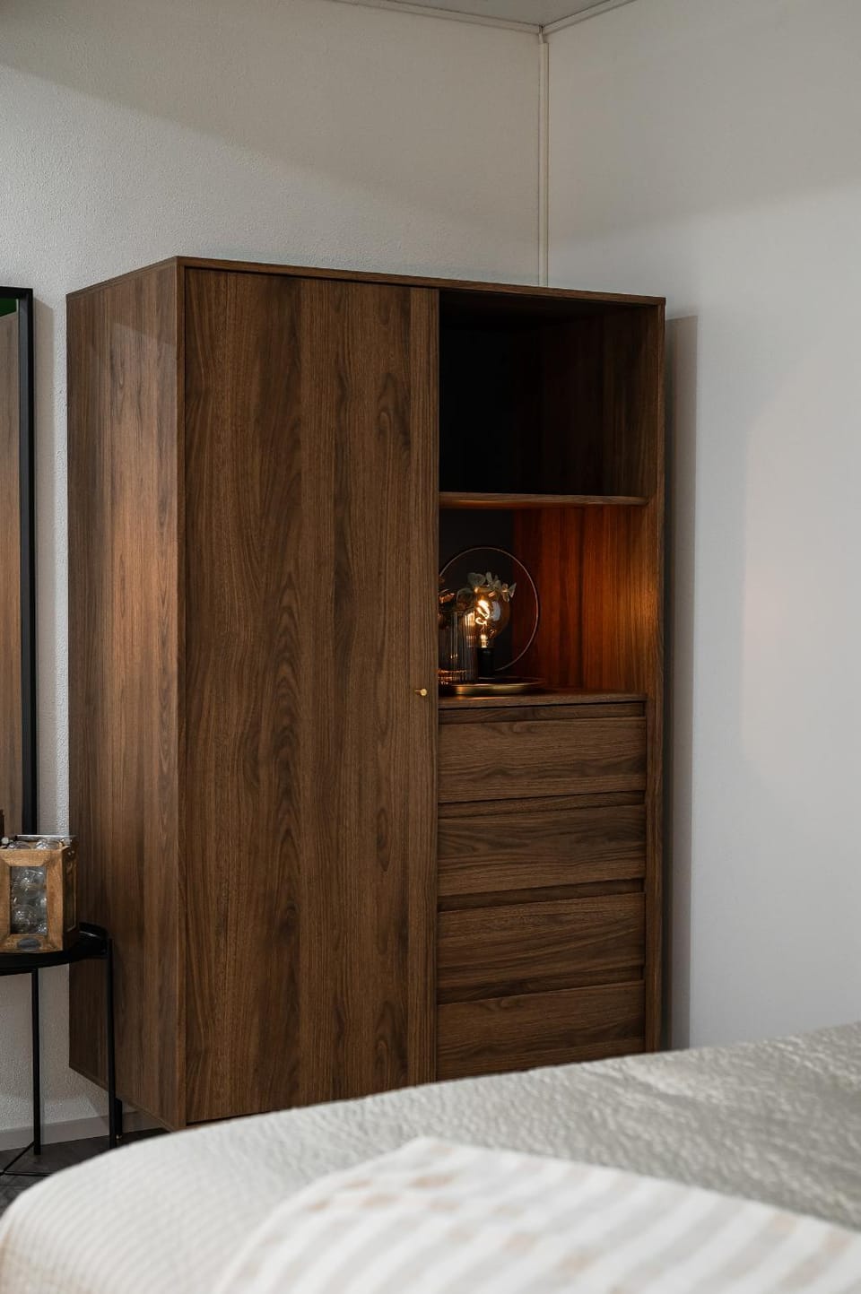 wardrobe