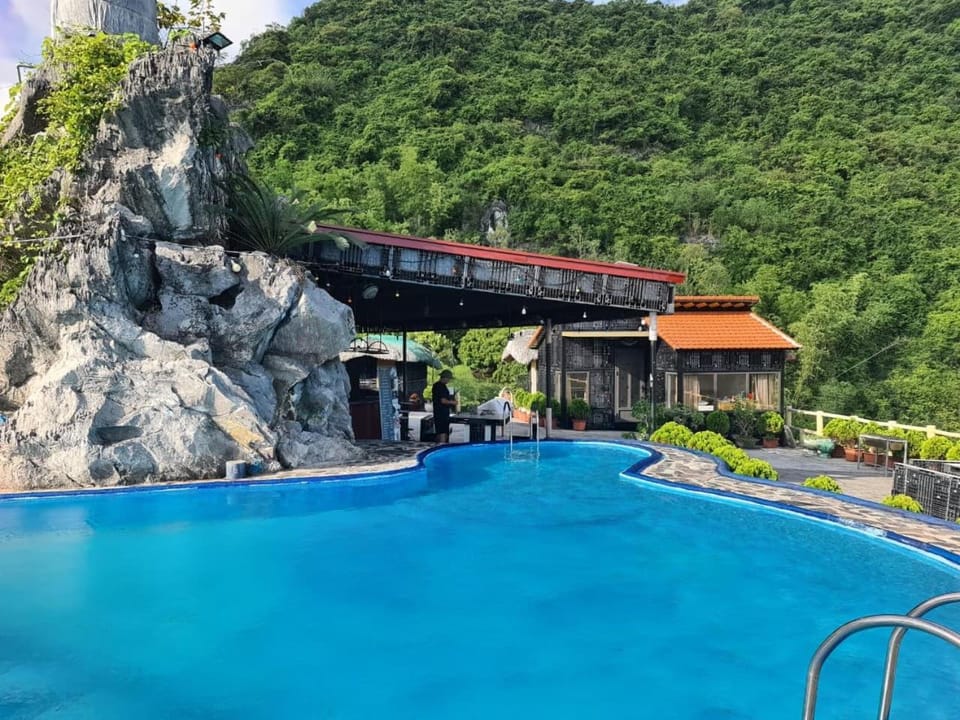 Bedroom, Swimming pool