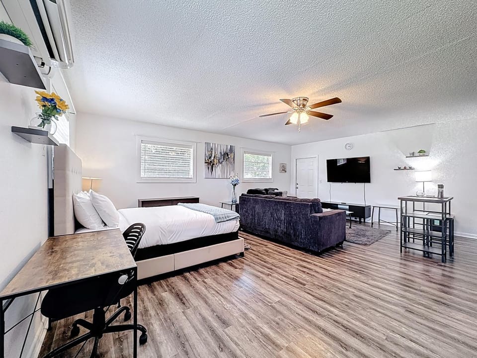 Bed, Bedroom, wardrobe