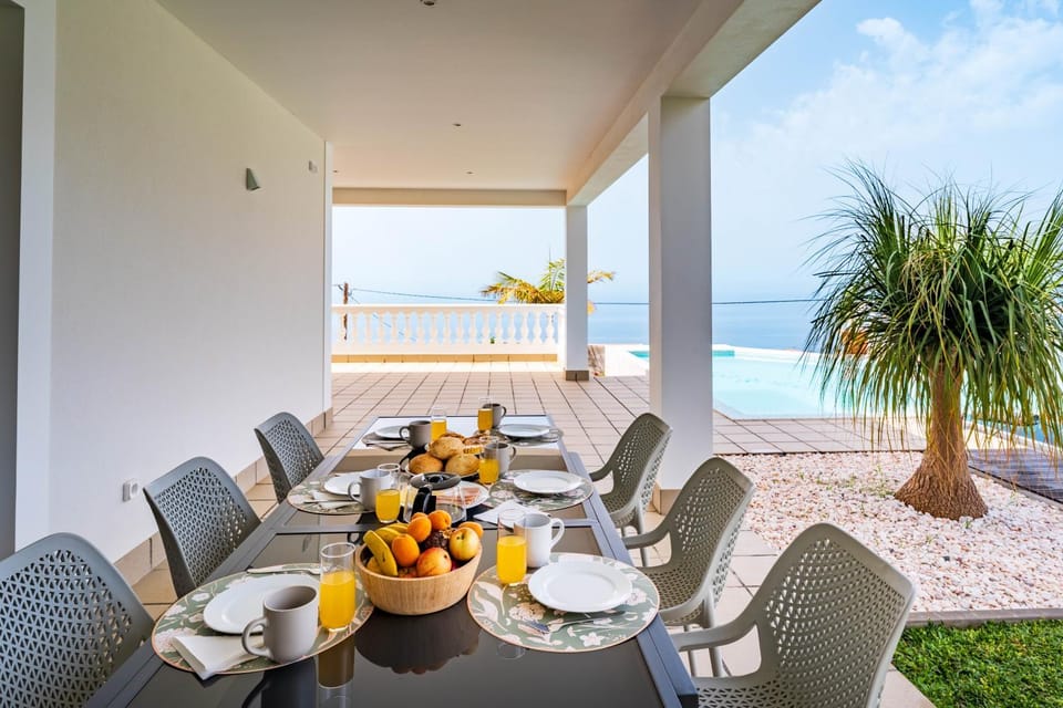 Balcony/Terrace, Dining area, Sea view