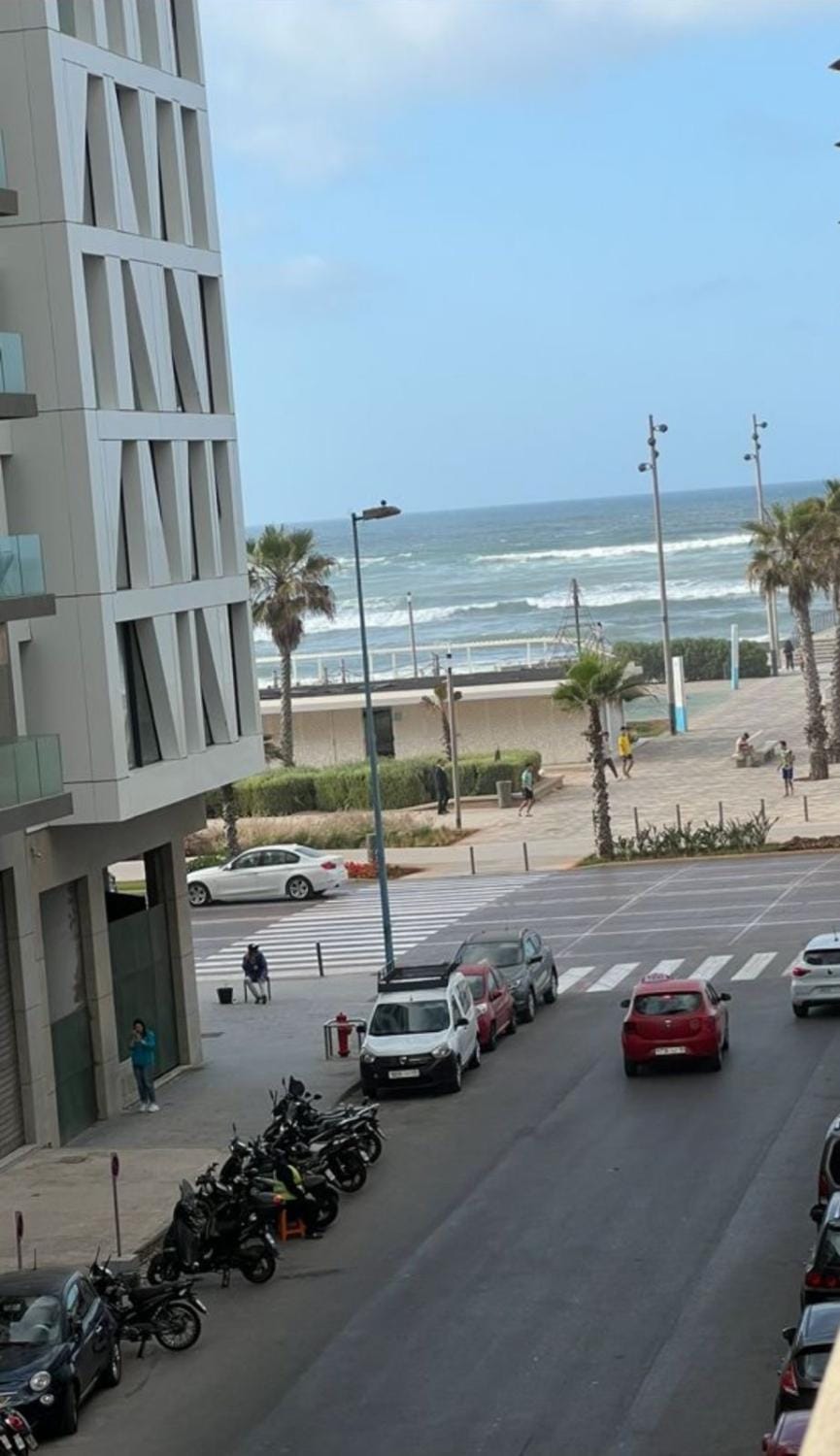 Appartement élégant avec vue imprenable sur la corniche de Casablanca Apartment in Casablanca