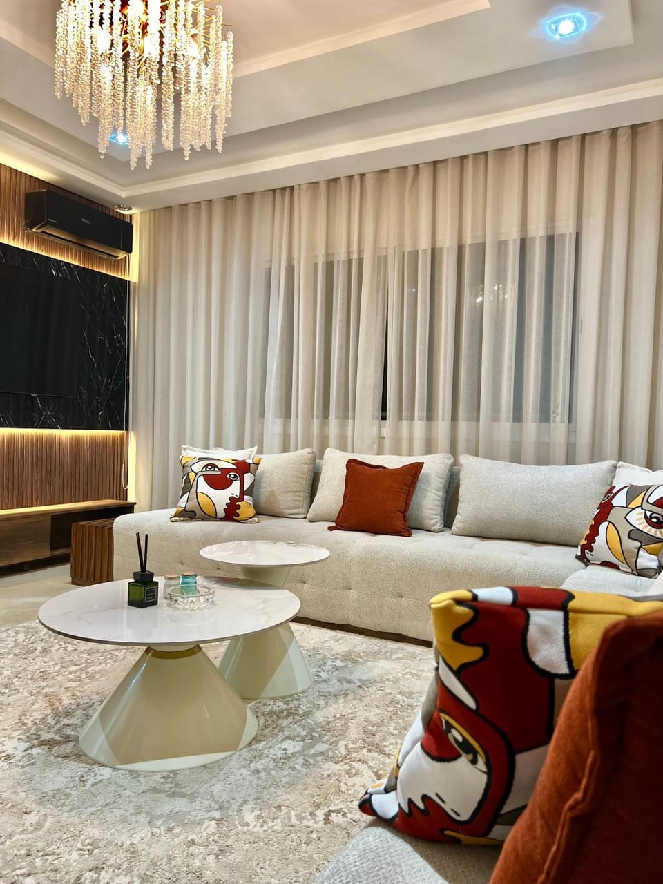 Appartement élégant avec vue imprenable sur la corniche de Casablanca Apartment in Casablanca