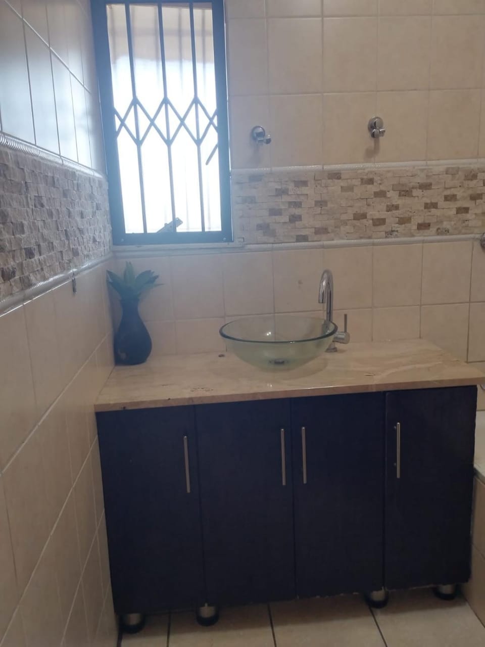 Queen Guest House Bed and Breakfast in Pretoria
