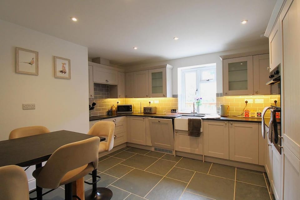 Luxury secluded coastal retreat - With hot tub Villa in Woolacombe