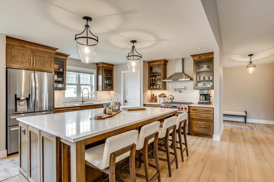 Walk to Beaches + Restaurants: Elkhart Lake Escape House in Elkhart Lake