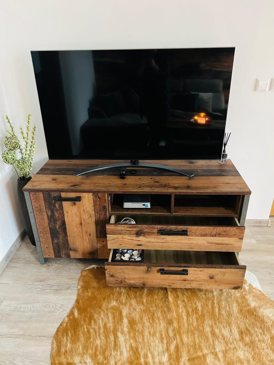 TV and multimedia