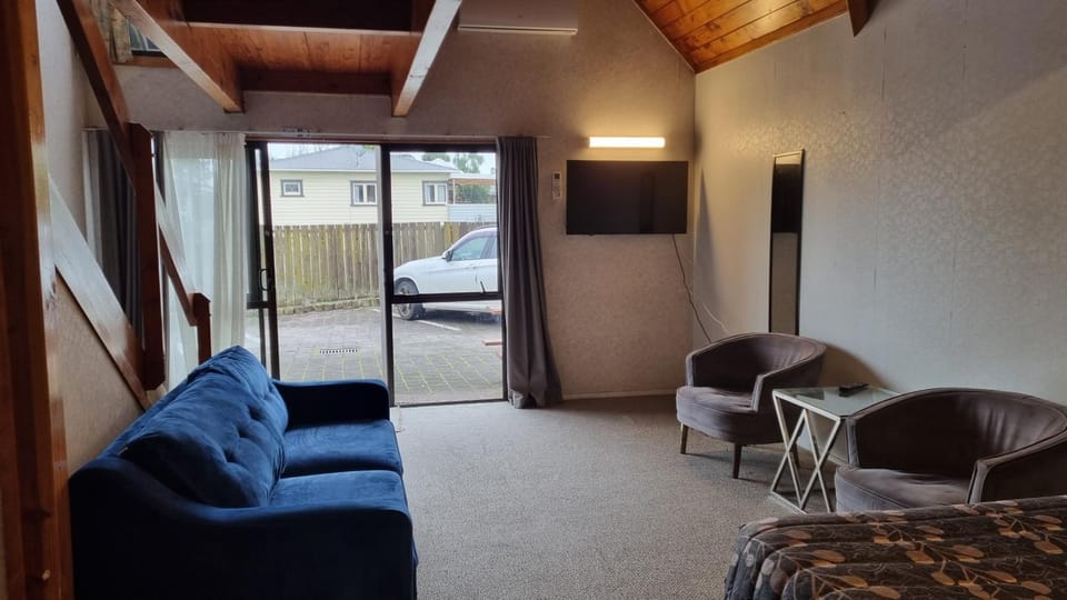 Papakura Crusoe's motor lodge Motel in Auckland