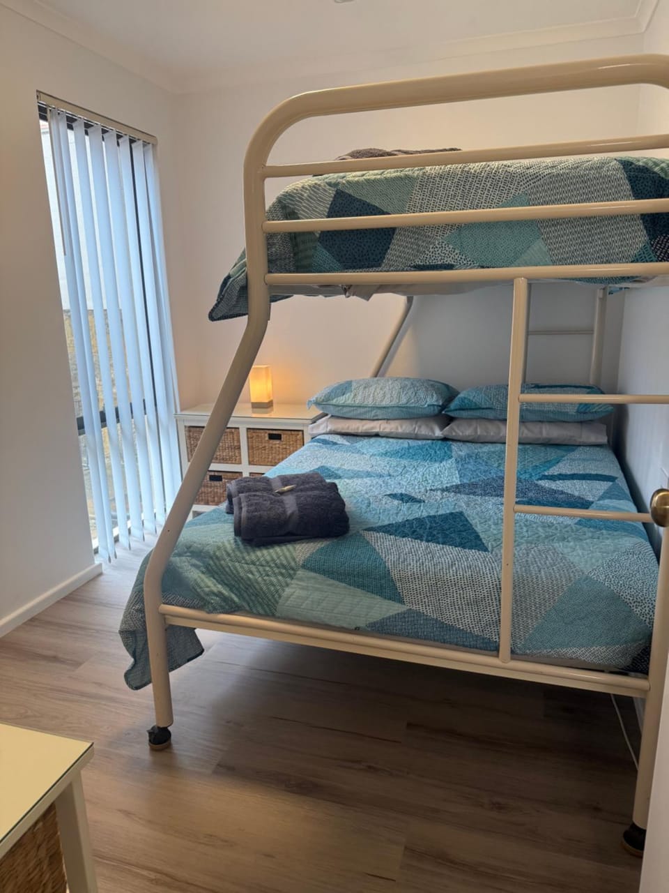 Bed, Bedroom, bunk bed