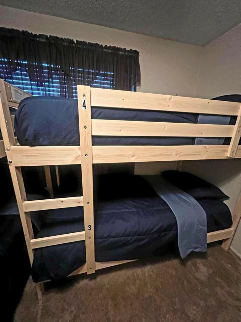 Bed, Bedroom, bunk bed