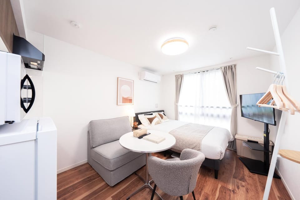 銀座線徒歩9分 松が谷アパート Apartment in Japan