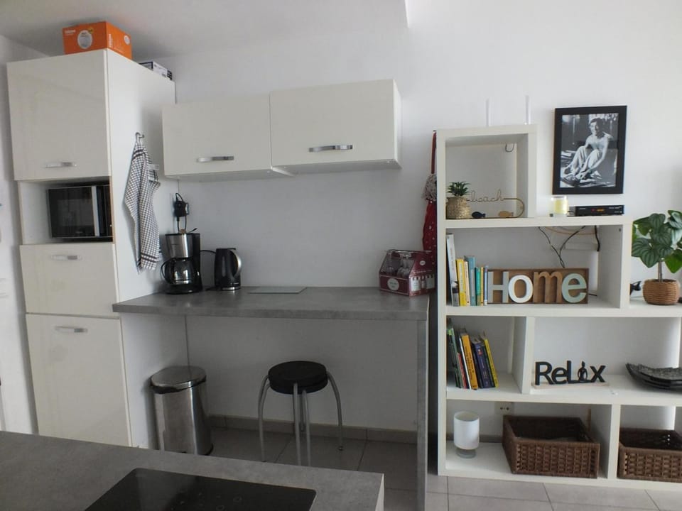 Apartamento en Roses, 4 personas, acceso a la playa - ES-204-79 Apartment in Roses