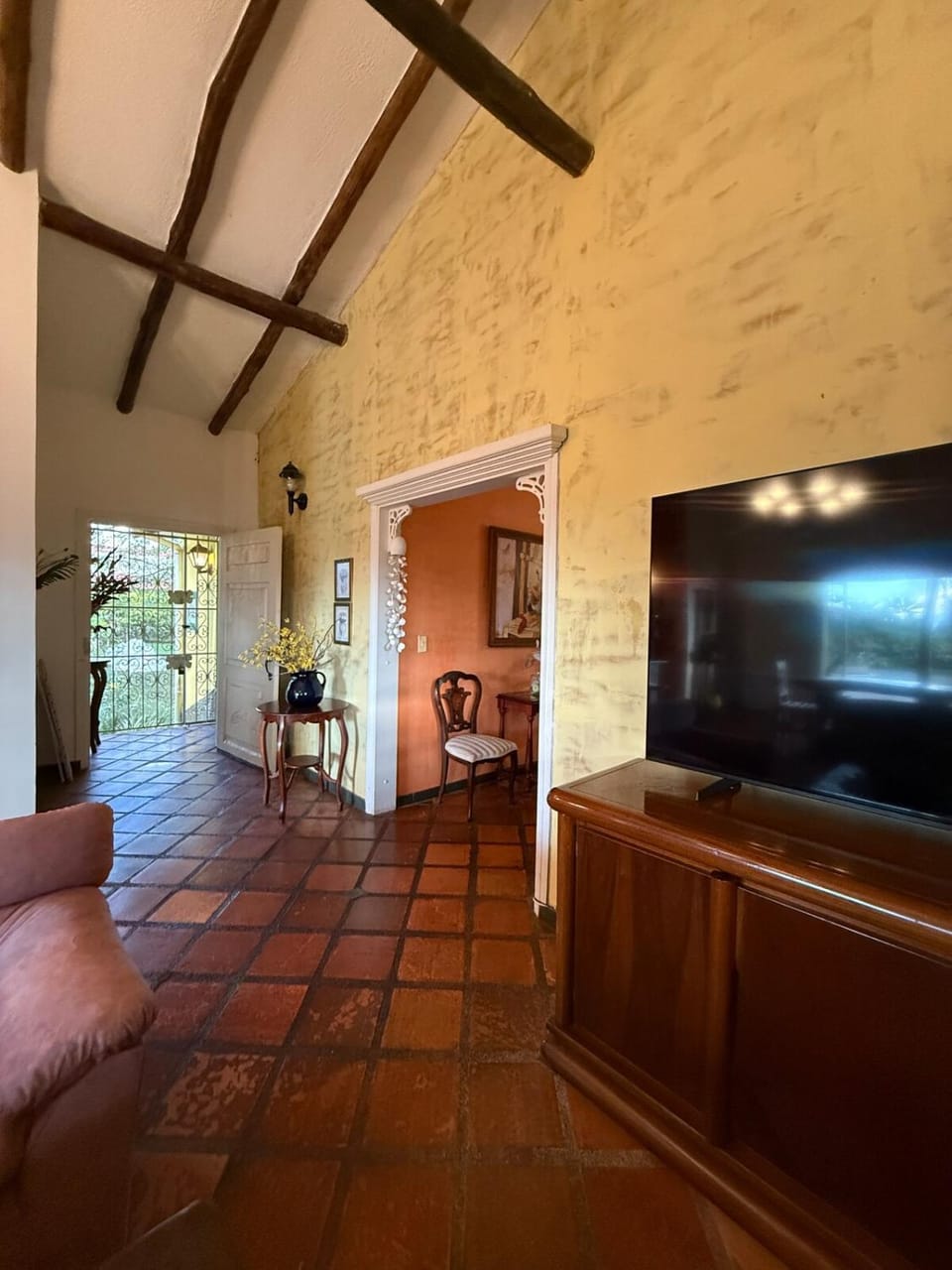Communal lounge/ TV room, Seating area