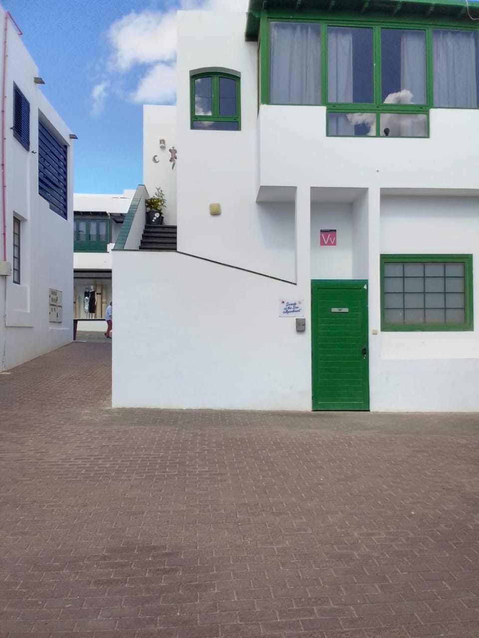 Property building, Day, Lobby or reception
