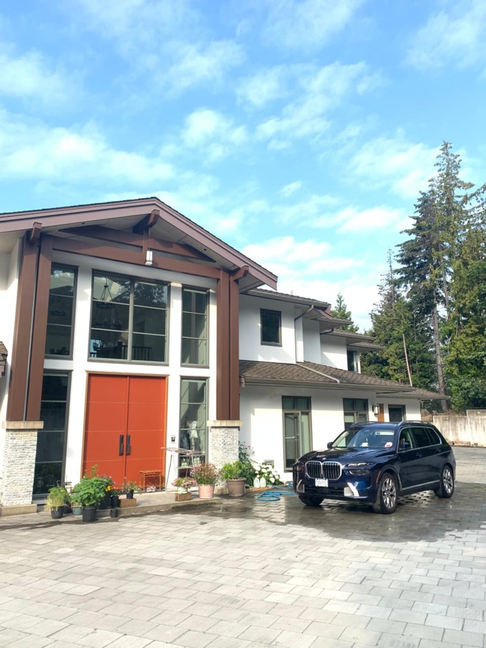 Sunrise Home House in West Vancouver