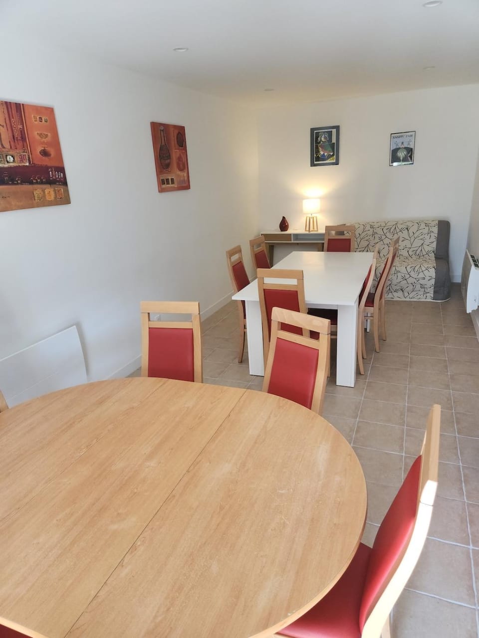 Seating area, Dining area